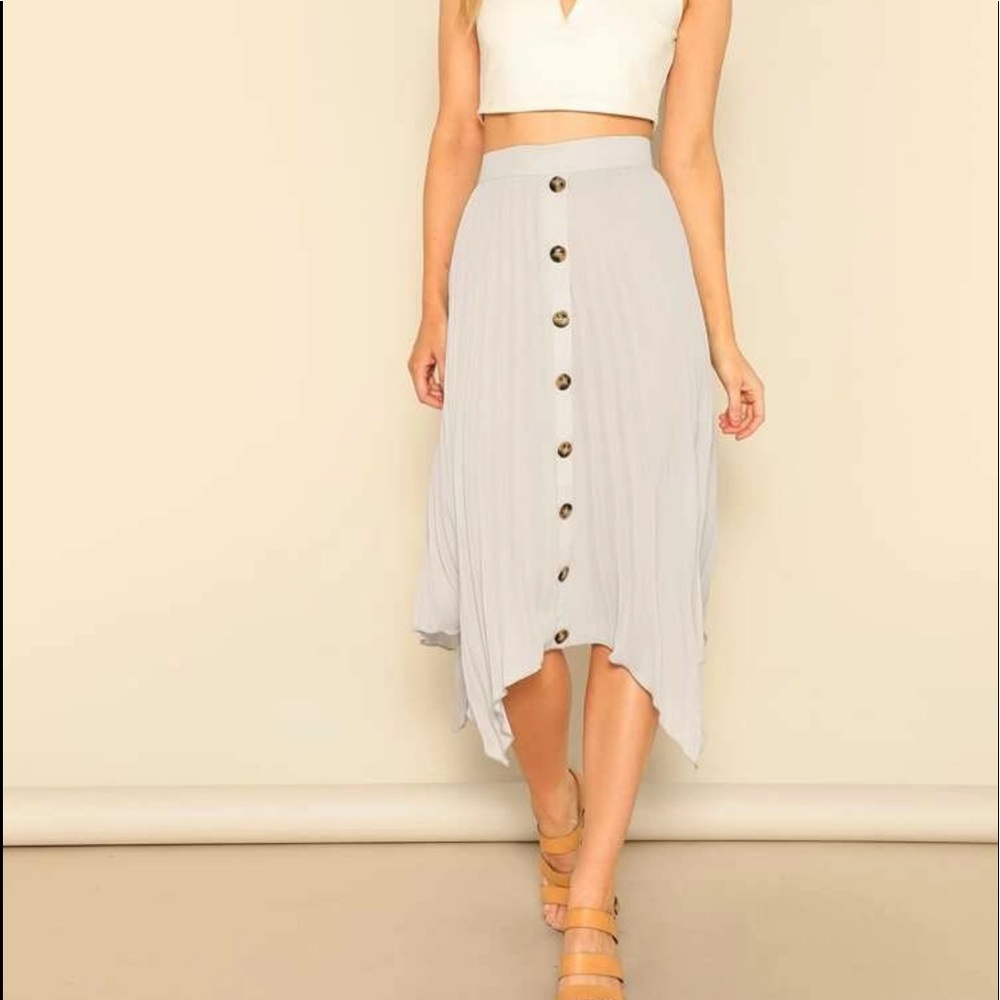 Grey skirt